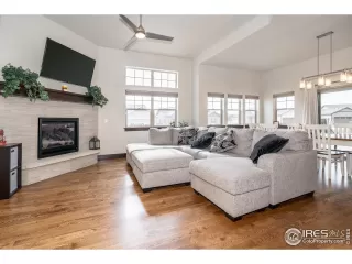 Photo #4: 992466 Listing