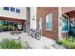 Photo #2: 992538 Listing