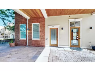 Photo #3: 992538 Listing