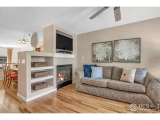 Photo #4: 992596 Listing