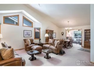 Photo #2: 992600 Listing