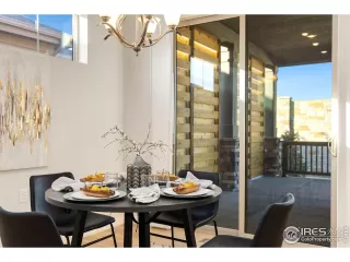 Photo #4: 992621 Listing