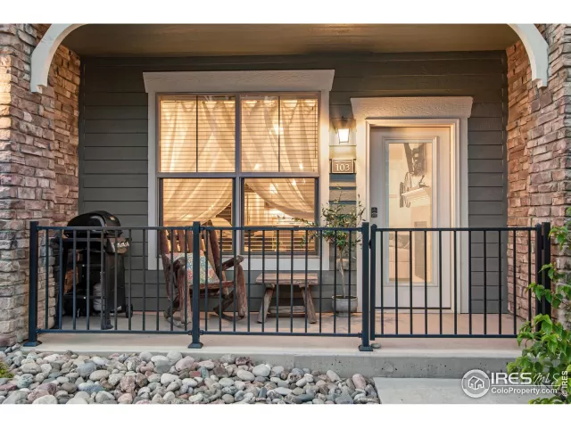 MLS: 992652 Condo For Sale