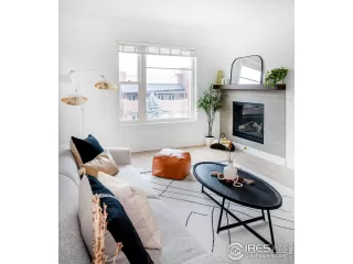 Photo #3: 992676 Listing