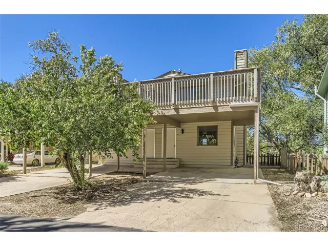 MLS: 9927065 Condo For Sale