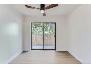 Photo #5: 9927065 Listing