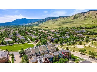 Photo #2: 992712 Listing