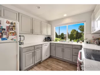 Photo #2: 992756 Listing