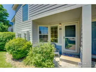 Photo #3: 992791 Listing