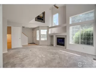 Photo #4: 992791 Listing