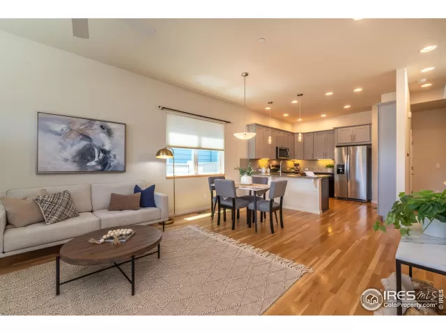 MLS: 992860 Condo For Sale