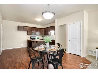Photo #6: 992888 Listing