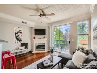 Photo #2: 992986 Listing