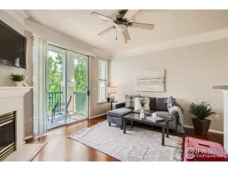 Photo #3: 992986 Listing