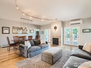 Photo #3: 992993 Listing