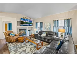 More Details about MLS # 9930590 : 1703 WHITEHALL DR G-7 LONGMONT CO 80504