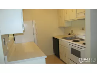 Photo #5: 993067 Listing