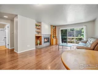 Photo #5: 993097 Listing 