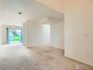 Photo #4: 993198 Listing