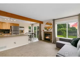 Photo #4: 993216 Listing 