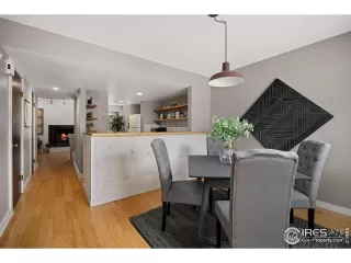 Photo #2: 993324 Listing