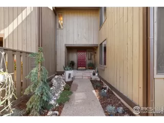 Photo #2: 993327 Listing 