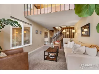 Photo #6: 993327 Listing 