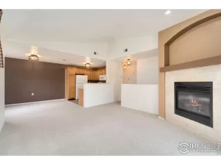 Photo #4: 993434 Listing