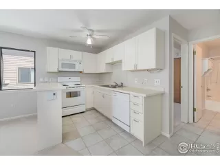 Photo #4: 993491 Listing