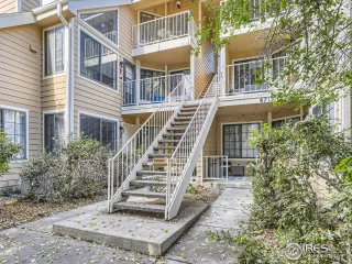 Photo #2: 993577 Listing