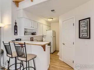 Photo #6: 993577 Listing