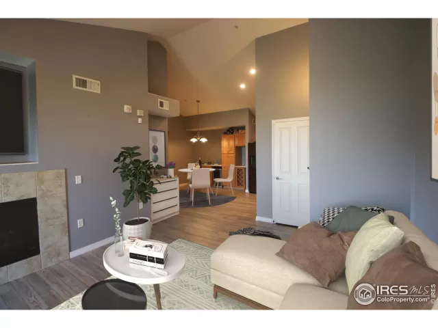 MLS: 993613 Condo For Sale