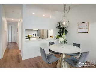 Photo #5: 993631 Listing