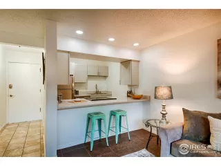 Photo #1: 993678 Listing 