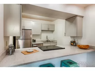 Photo #4: 993678 Listing 