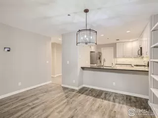 Photo #1: 993698 Listing