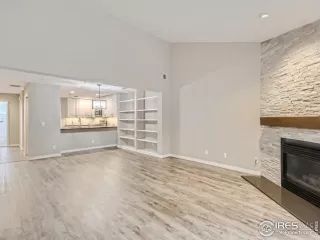 Photo #2: 993698 Listing