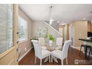 Photo #6: 993801 Listing