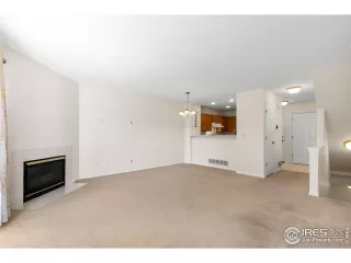 Photo #4: 993844 Listing