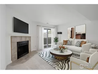 Photo #1: 993864 Listing