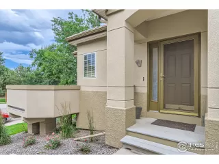 Photo #3: 993884 Listing