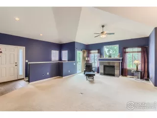 Photo #6: 993884 Listing