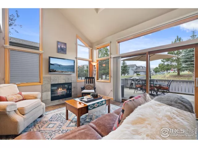 MLS: 993931 Condo For Sale