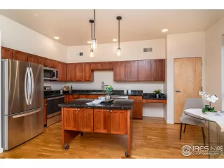 Photo #6: 993934 Listing
