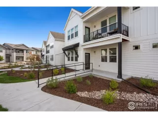 Photo #1: 993936 Listing