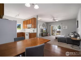 Photo #4: 994027 Listing 