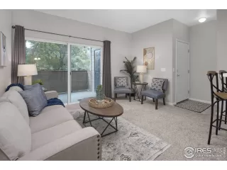 Photo #3: 994057 Listing