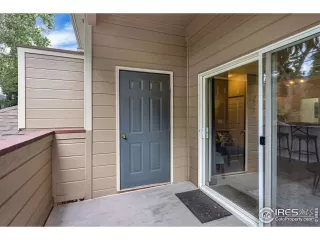 Photo #6: 994057 Listing