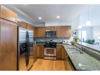 Photo #5: 994099 Listing