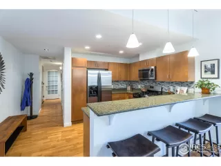 Photo #6: 994099 Listing